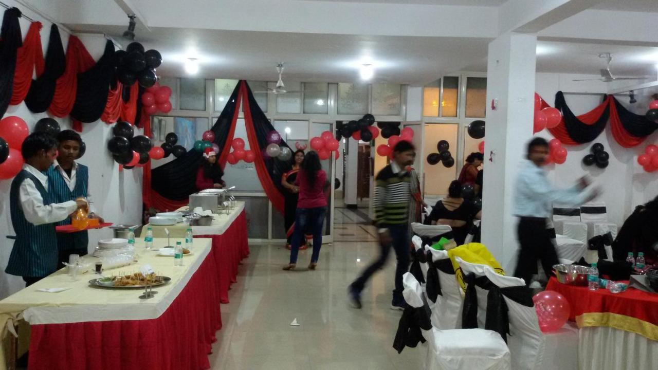 Hotel Tapti Saral Bhopal Esterno foto