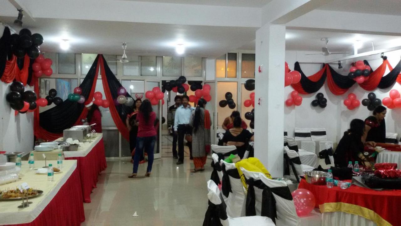 Hotel Tapti Saral Bhopal Esterno foto